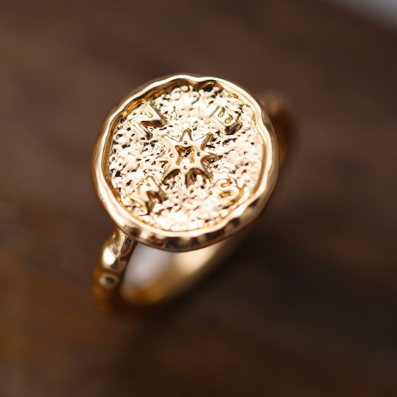 Compass Gold Adventure Travel Ring - Picture 2 of 4
